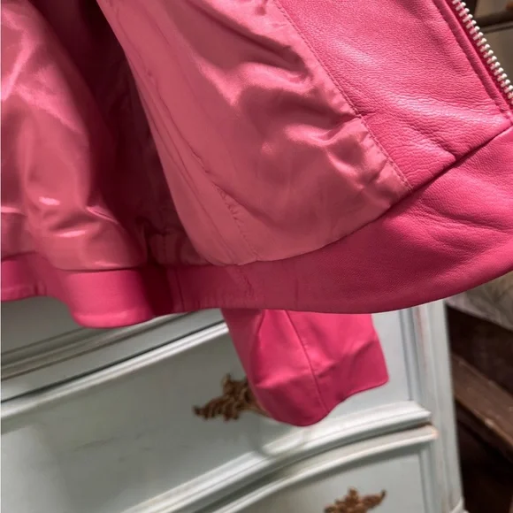 Valerie Stevens Vibrant Pink Leather Jacket - Picture 9 of 15